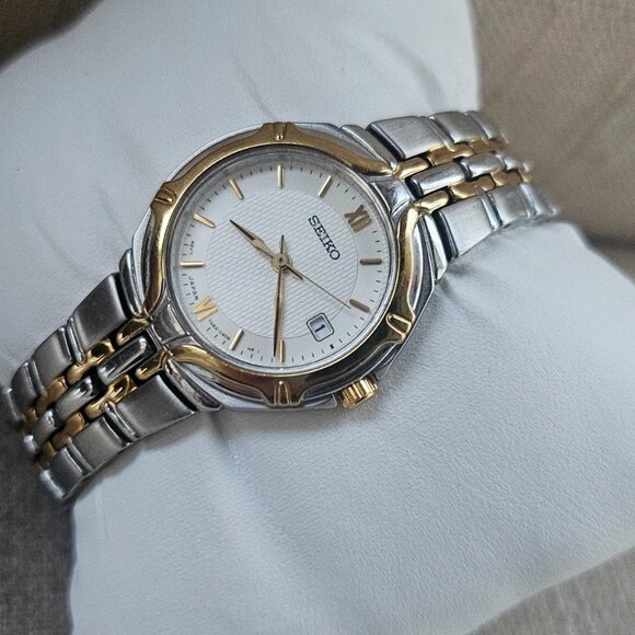 Seiko Ladies Wristwatch Gold/Silver Tone Analog Quartz Date Calendar Wrist Watch main image 5